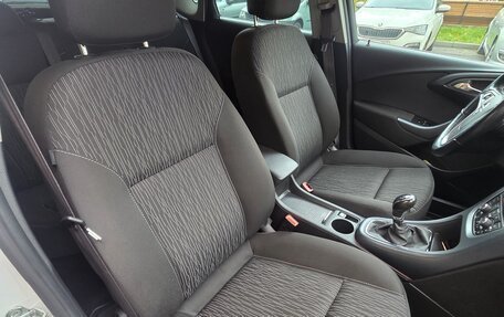 Opel Astra J, 2014 год, 580 000 рублей, 14 фотография