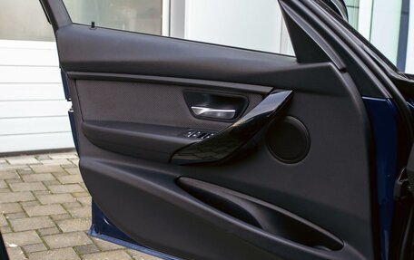 BMW 3 серия, 2018 год, 2 055 000 рублей, 21 фотография