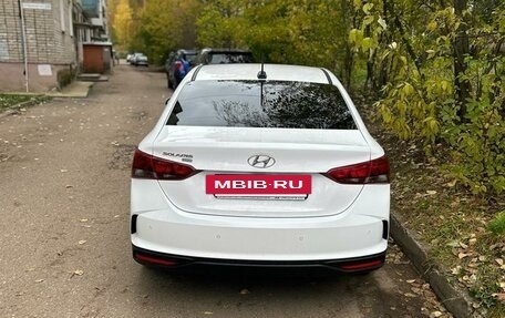 Hyundai Solaris II рестайлинг, 2022 год, 1 600 000 рублей, 5 фотография