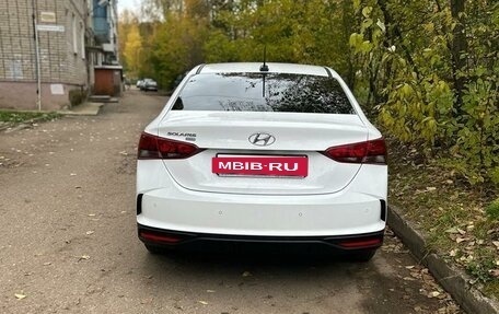 Hyundai Solaris II рестайлинг, 2022 год, 1 600 000 рублей, 4 фотография