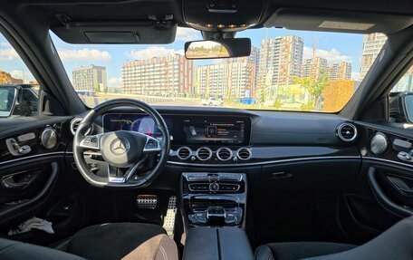 Mercedes-Benz E-Класс, 2017 год, 2 800 000 рублей, 18 фотография