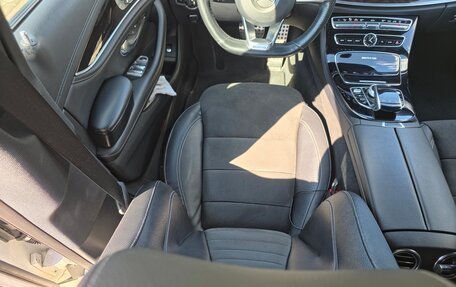 Mercedes-Benz E-Класс, 2017 год, 2 800 000 рублей, 19 фотография