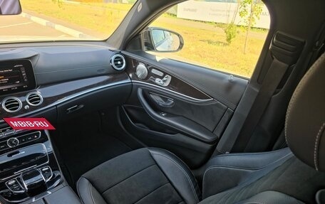 Mercedes-Benz E-Класс, 2017 год, 2 800 000 рублей, 20 фотография