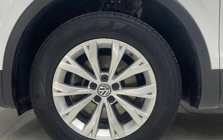 Volkswagen Tiguan II, 2017 год, 2 169 000 рублей, 16 фотография