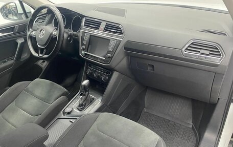 Volkswagen Tiguan II, 2017 год, 2 169 000 рублей, 12 фотография