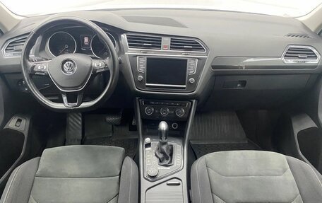 Volkswagen Tiguan II, 2017 год, 2 169 000 рублей, 11 фотография