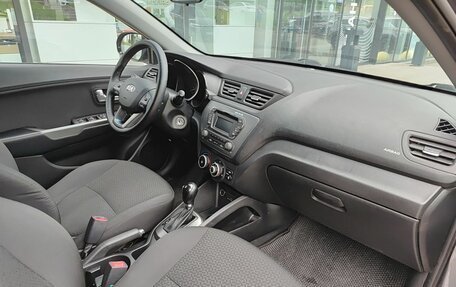 KIA Rio III рестайлинг, 2014 год, 920 000 рублей, 13 фотография