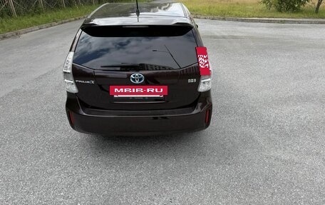 Toyota Prius Alpha I (ZVW40/41), 2014 год, 1 650 000 рублей, 4 фотография