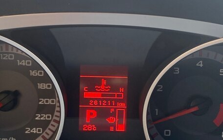 Mitsubishi Outlander III рестайлинг 3, 2007 год, 1 050 000 рублей, 8 фотография