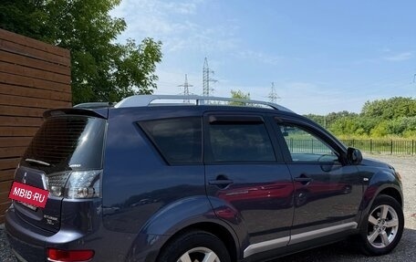 Mitsubishi Outlander III рестайлинг 3, 2007 год, 1 050 000 рублей, 7 фотография