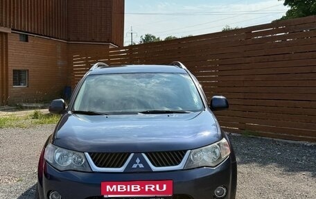 Mitsubishi Outlander III рестайлинг 3, 2007 год, 1 050 000 рублей, 6 фотография