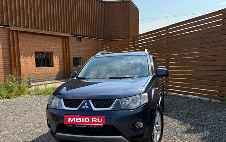 Mitsubishi Outlander III рестайлинг 3, 2007 год, 1 050 000 рублей, 5 фотография