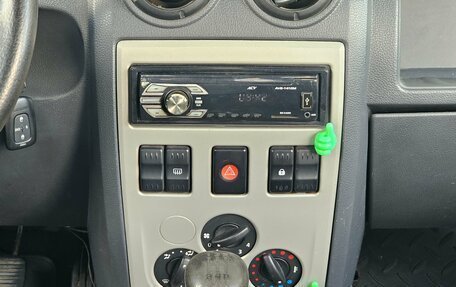 Renault Logan I, 2006 год, 289 000 рублей, 8 фотография