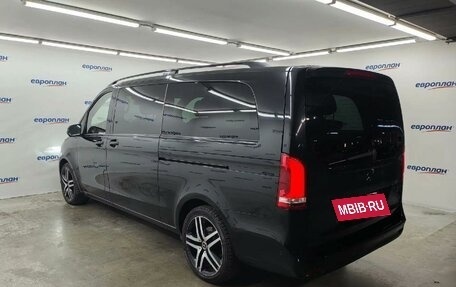 Mercedes-Benz V-Класс, 2021 год, 6 547 000 рублей, 4 фотография