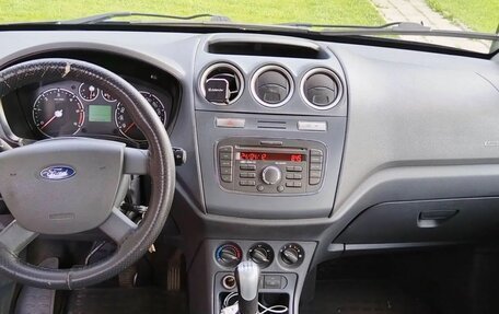 Ford Tourneo Connect I, 2012 год, 800 000 рублей, 6 фотография