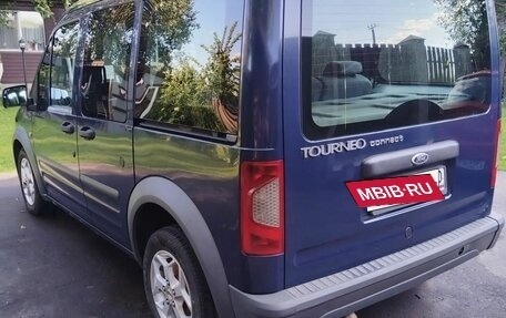Ford Tourneo Connect I, 2012 год, 800 000 рублей, 2 фотография