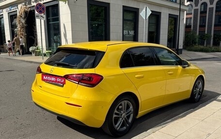 Mercedes-Benz A-Класс, 2019 год, 2 090 000 рублей, 9 фотография