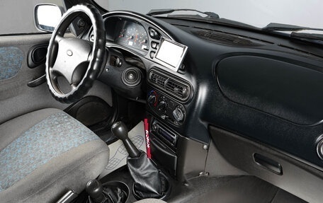 Chevrolet Niva I рестайлинг, 2005 год, 529 000 рублей, 11 фотография