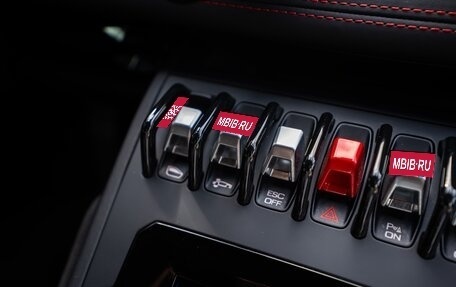 Lamborghini Huracán, 2019 год, 25 500 000 рублей, 22 фотография