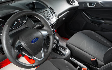 Ford Fiesta, 2015 год, 819 000 рублей, 8 фотография