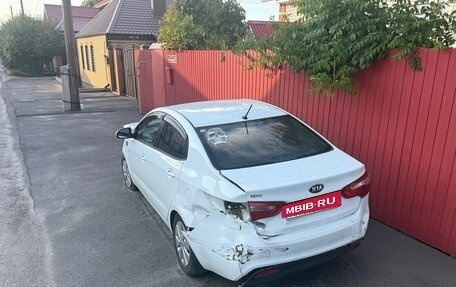 KIA Rio III рестайлинг, 2013 год, 450 000 рублей, 2 фотография
