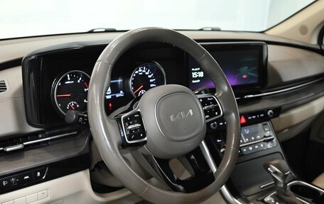 KIA Carnival, 2021 год, 3 700 000 рублей, 8 фотография