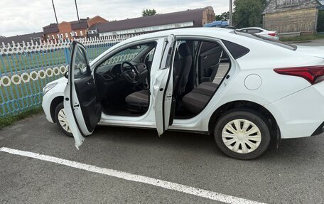 Hyundai Solaris II рестайлинг, 2018 год, 750 000 рублей, 6 фотография