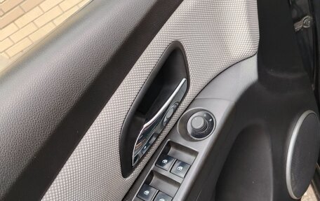 Chevrolet Cruze II, 2011 год, 555 000 рублей, 6 фотография