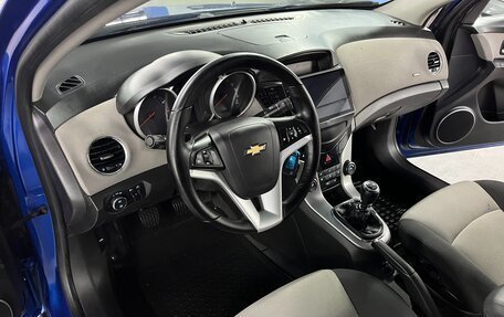 Chevrolet Cruze II, 2011 год, 695 000 рублей, 11 фотография