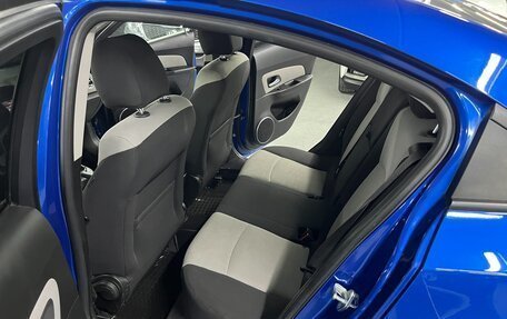 Chevrolet Cruze II, 2011 год, 695 000 рублей, 19 фотография