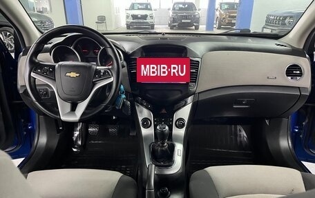 Chevrolet Cruze II, 2011 год, 695 000 рублей, 16 фотография