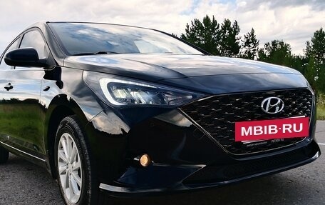 Hyundai Solaris II рестайлинг, 2021 год, 1 930 000 рублей, 11 фотография