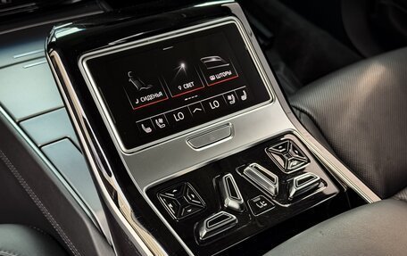 Audi A8, 2018 год, 3 750 000 рублей, 22 фотография