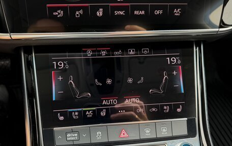 Audi A8, 2018 год, 3 750 000 рублей, 34 фотография