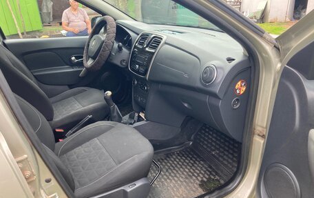 Renault Sandero II рестайлинг, 2016 год, 960 000 рублей, 6 фотография