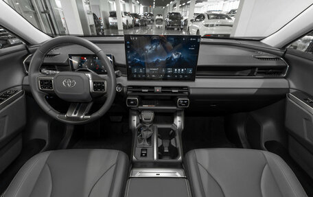 Toyota RAV4, 2026 год, 4 200 000 рублей, 8 фотография
