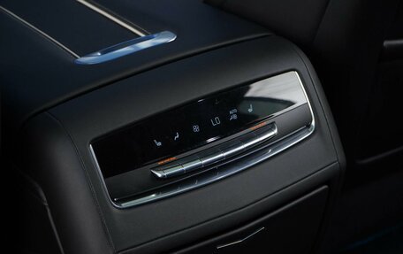 Cadillac Escalade V, 2022 год, 10 351 050 рублей, 12 фотография