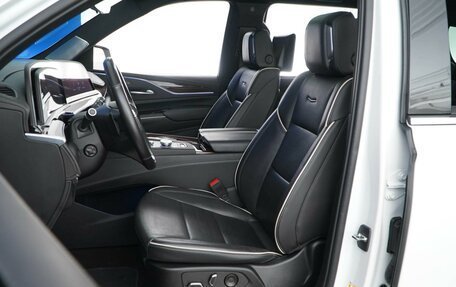 Cadillac Escalade V, 2022 год, 10 351 050 рублей, 9 фотография