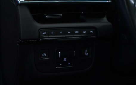 Cadillac Escalade V, 2022 год, 10 351 050 рублей, 21 фотография