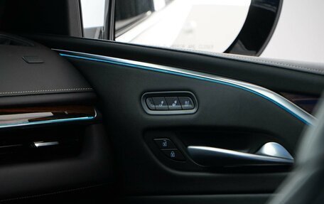 Cadillac Escalade V, 2022 год, 10 351 050 рублей, 28 фотография