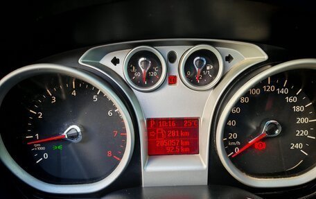 Ford Focus II рестайлинг, 2010 год, 450 000 рублей, 3 фотография