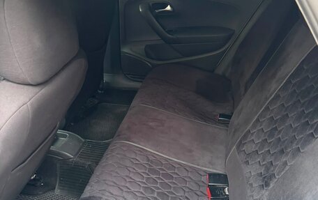 Volkswagen Polo VI (EU Market), 2017 год, 650 000 рублей, 6 фотография