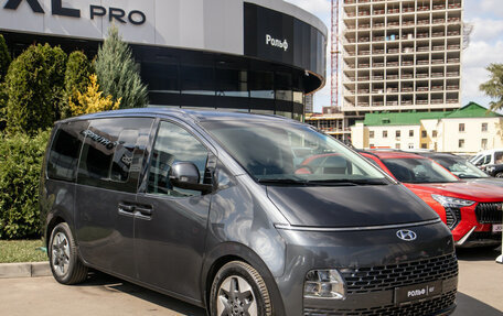 Hyundai Staria, 2022 год, 3 878 000 рублей, 3 фотография
