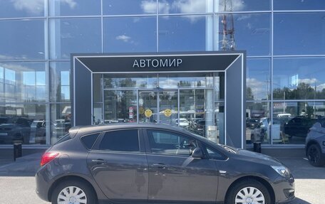 Opel Astra J, 2014 год, 925 000 рублей, 4 фотография