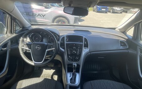 Opel Astra J, 2014 год, 925 000 рублей, 10 фотография