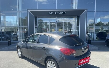Opel Astra J, 2014 год, 925 000 рублей, 7 фотография