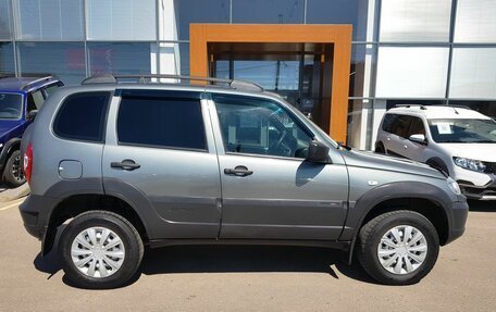 Chevrolet Niva I рестайлинг, 2019 год, 869 000 рублей, 4 фотография