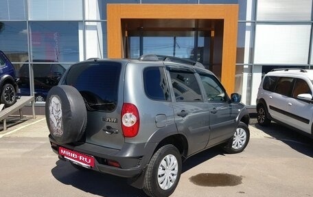 Chevrolet Niva I рестайлинг, 2019 год, 869 000 рублей, 5 фотография