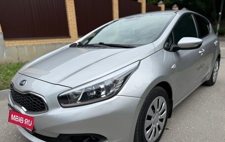 KIA cee'd III, 2013 год, 950 000 рублей, 2 фотография