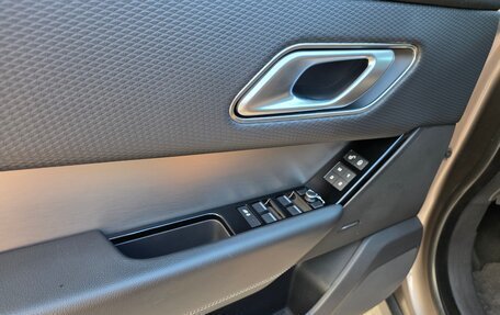 Land Rover Range Rover Velar I, 2018 год, 3 390 000 рублей, 13 фотография